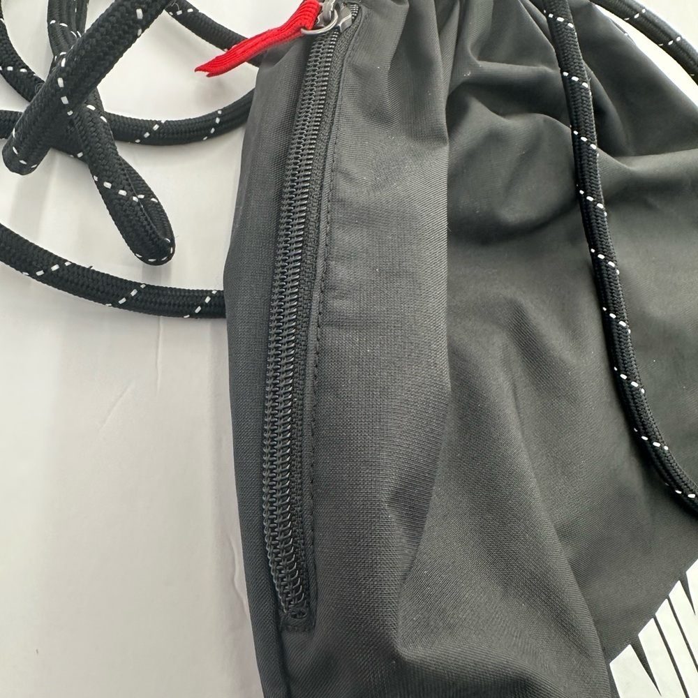 Nike Black Drawstring Sports Sack with White Logo and Red Accent - Picture 5 of 8
